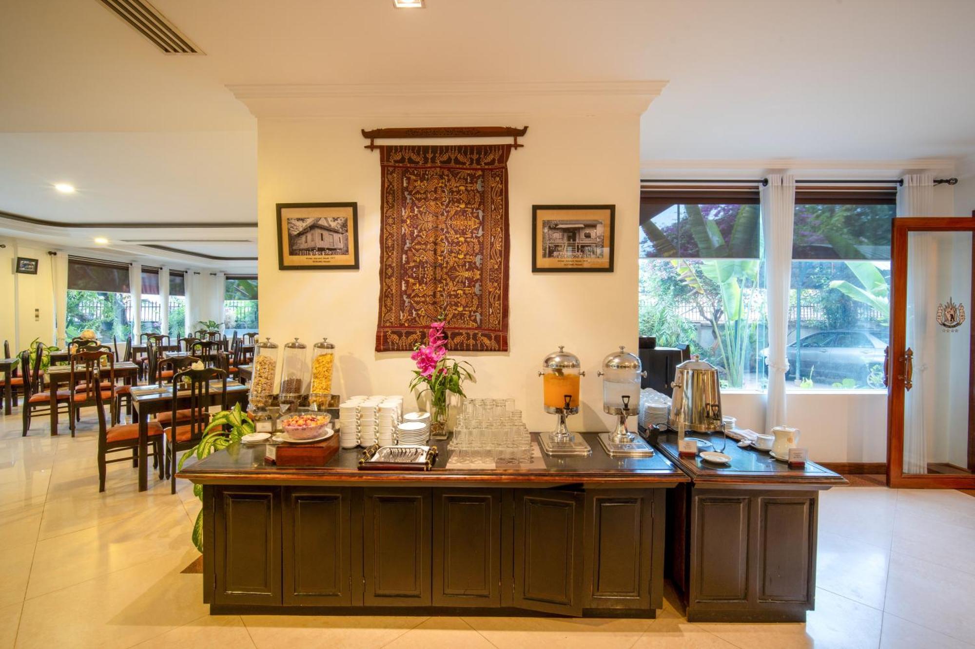 Khemara Angkor Hotel&Spa Siem Reap Bagian luar foto