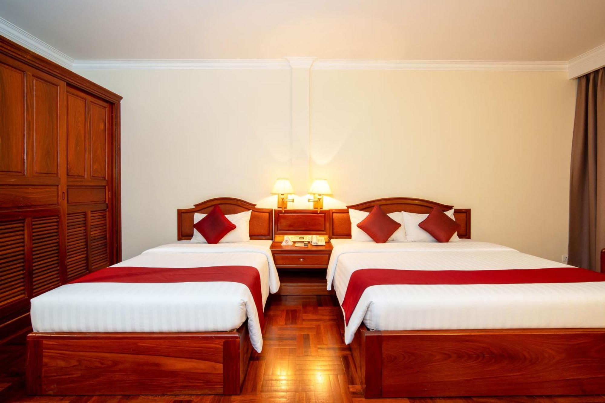 Khemara Angkor Hotel&Spa Siem Reap Bagian luar foto