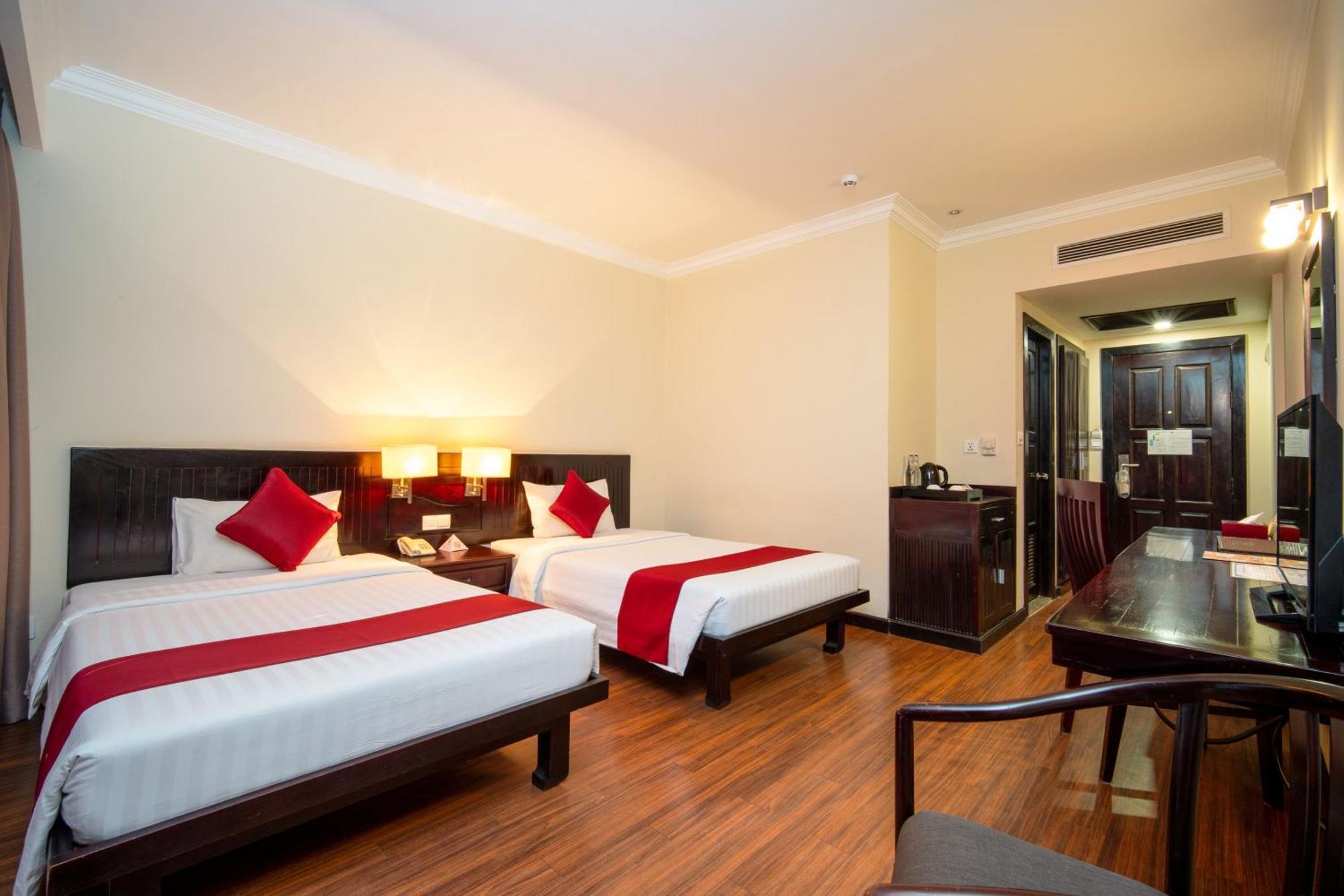 Khemara Angkor Hotel&Spa Siem Reap Bagian luar foto