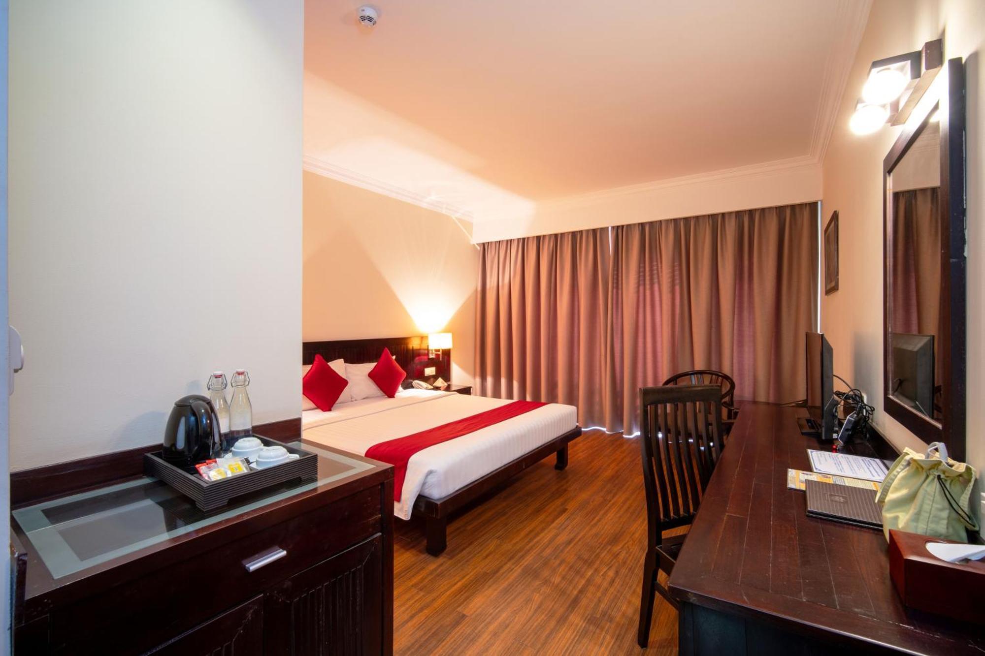 Khemara Angkor Hotel&Spa Siem Reap Bagian luar foto
